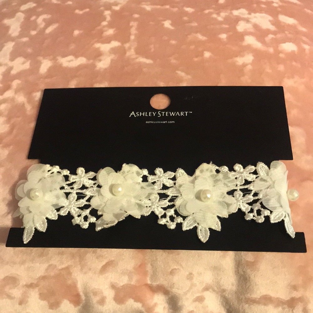 Flower Choker